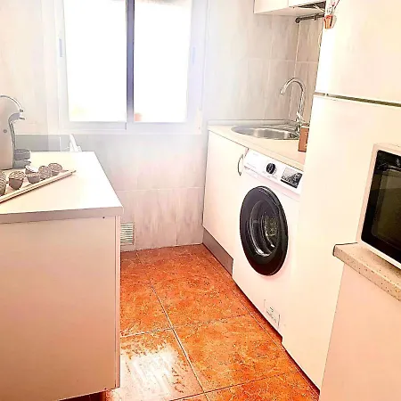 Apartamento 100 Metros Del Corte Ingles Apartment